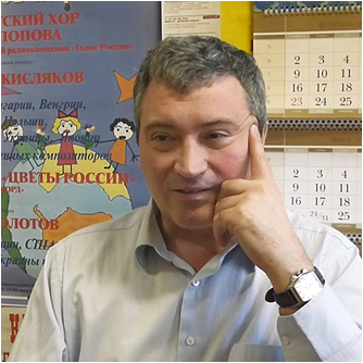 Анатолий Львович Кисляков в своём рабочем кабинете во время интервью Анатолий Львович Кисляков в своём рабочем кабинете во время интервью