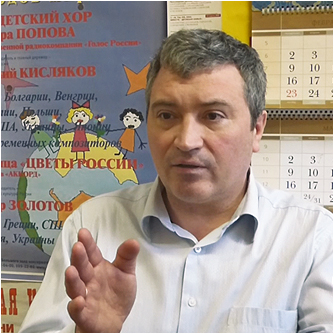 Анатолий Львович Кисляков в своём рабочем кабинете во время интервью Анатолий Львович Кисляков в своём рабочем кабинете во время интервью