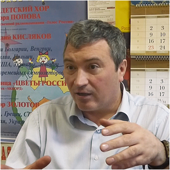 Анатолий Львович Кисляков в своём рабочем кабинете во время интервью Анатолий Львович Кисляков в своём рабочем кабинете во время интервью