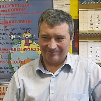 Анатолий Львович Кисляков в своём рабочем кабинете во время интервью Анатолий Львович Кисляков в своём рабочем кабинете во время интервью